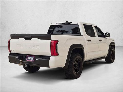 Ice Cap 2025 Toyota Tundra SR