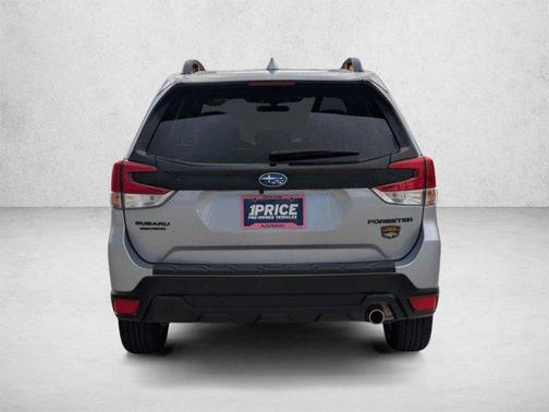 Ice Silver Metallic 2022 Subaru Forester Wilderness