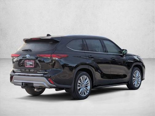 2026 Toyota Highlander Platinum