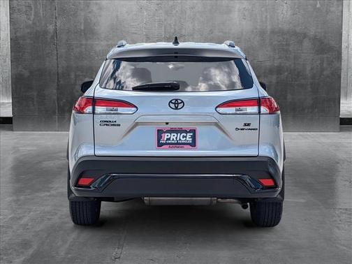 2025 Toyota Corolla Hybrid SE