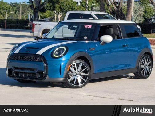2023 MINI Hardtop Cooper S