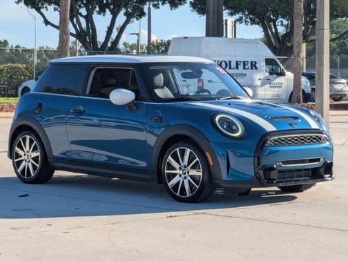 2023 MINI Hardtop Cooper S
