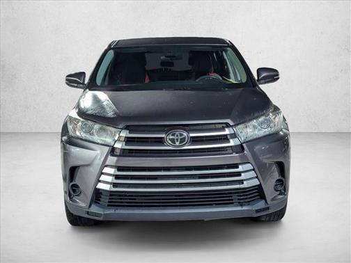2019 Toyota Highlander LE I4