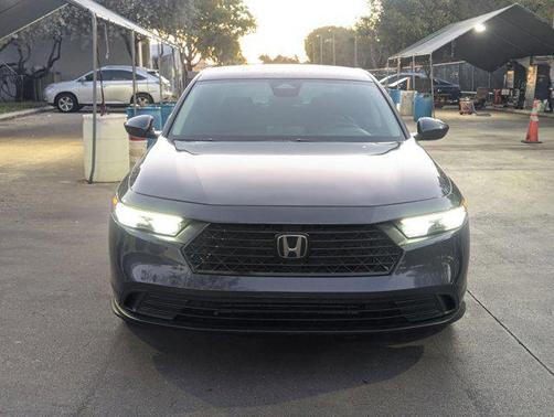 2023 Honda Accord LX 1.5T