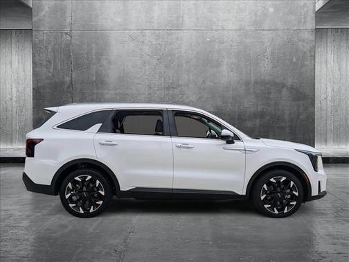 2025 Kia Sorento EX