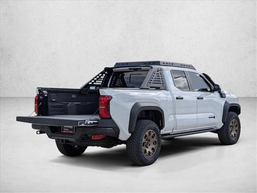 2025 Toyota Tacoma Hybrid Trailhunter