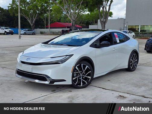 Wind Chill Pearl 2026 Toyota Prius Plug-In Hybrid XSE Premium