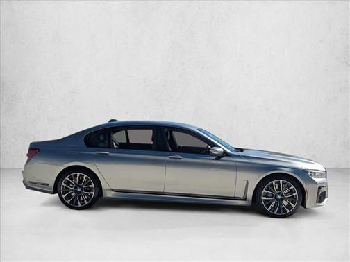 2020 BMW 740 740i