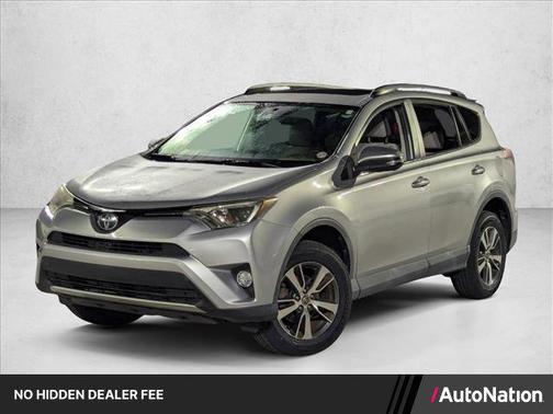 Silver Sky Metallic 2018 Toyota RAV4 XLE