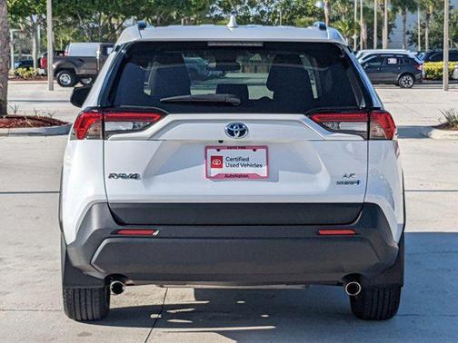 2024 Toyota RAV4 Hybrid LE