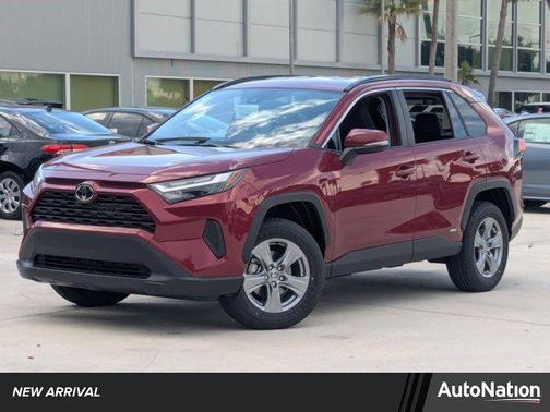 2025 Toyota RAV4 Hybrid LE