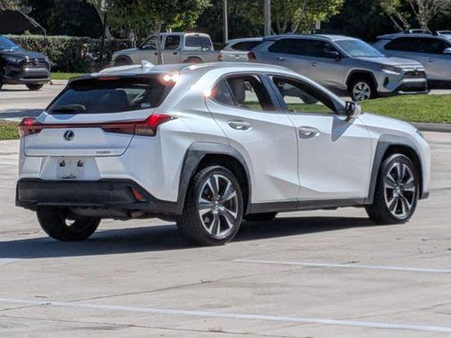 2019 Lexus UX 200 Base