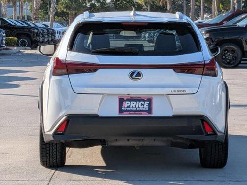 2019 Lexus UX 200 Base