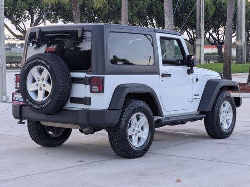 2016 Jeep Wrangler Sport