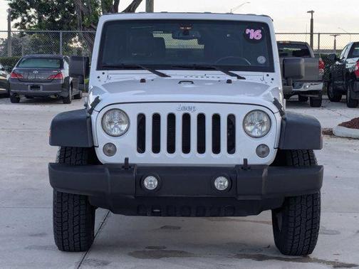 2016 Jeep Wrangler Sport
