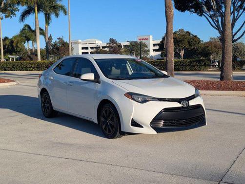 2018 Toyota Corolla LE