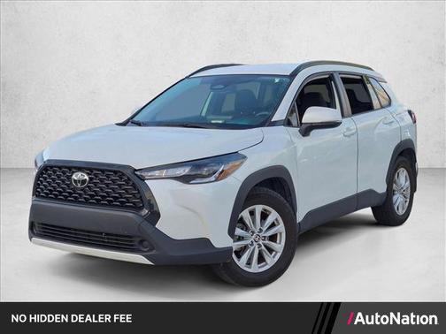 Wind Chill Pearl 2023 Toyota Corolla Cross LE