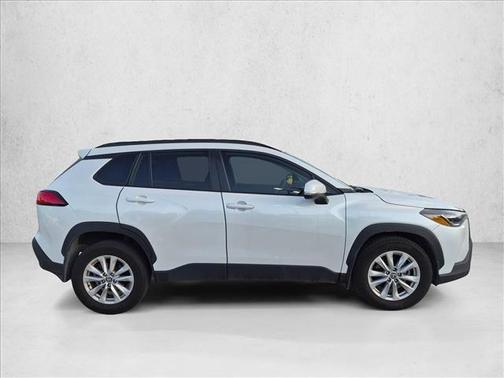 Wind Chill Pearl 2023 Toyota Corolla Cross LE