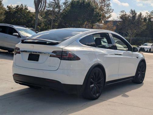2019 Tesla Model X Long Range