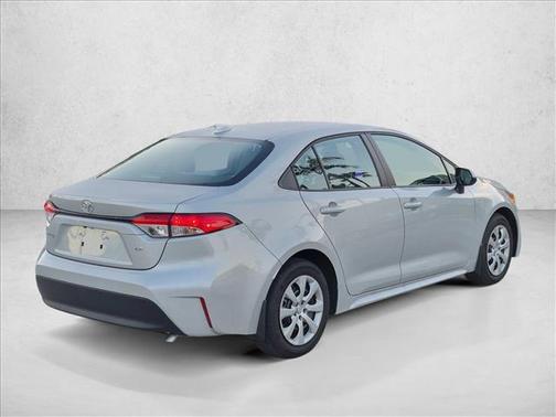 Classic Silver Met 2025 Toyota Corolla LE