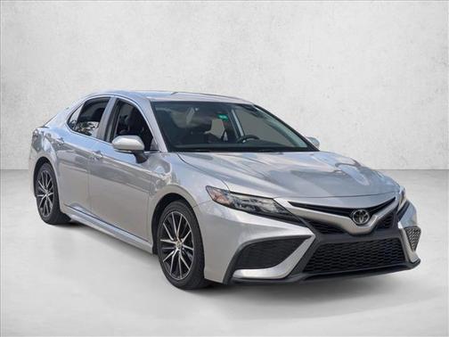 Celestial Silver Metallic 2023 Toyota Camry SE