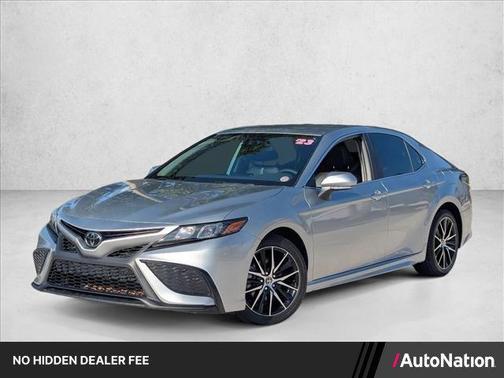 Celestial Silver Metallic 2023 Toyota Camry SE