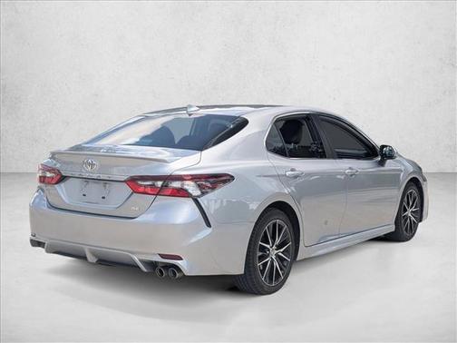 Celestial Silver Metallic 2023 Toyota Camry SE