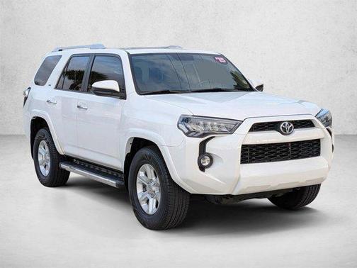 Super White 2015 Toyota 4Runner SR5