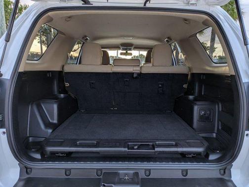 Super White 2015 Toyota 4Runner SR5