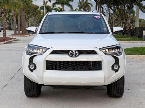 Super White 2015 Toyota 4Runner SR5