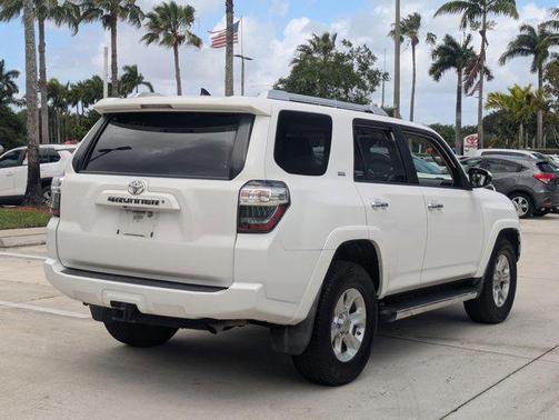 Super White 2015 Toyota 4Runner SR5