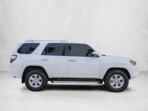 Super White 2015 Toyota 4Runner SR5