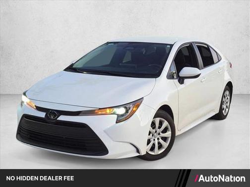 Ice Cap 2024 Toyota Corolla LE