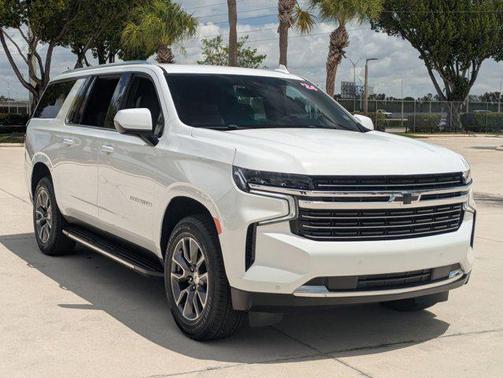 Summit White 2024 Chevrolet Suburban LT