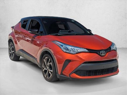 Hot Lava w/Black Roof 2020 Toyota C-HR XLE