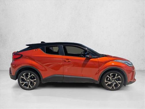 Hot Lava w/Black Roof 2020 Toyota C-HR XLE