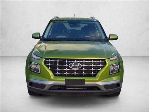 Green Apple 2024 Hyundai VENUE SEL