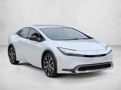 2025 Toyota Prius Plug-In Hybrid XSE