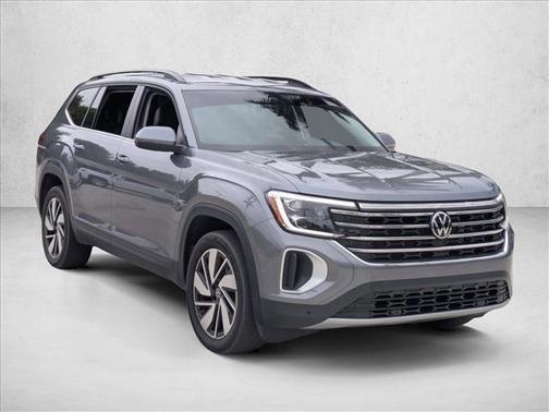 Platinum Gray Metallic 2024 Volkswagen Atlas 2.0T SE w/Technology