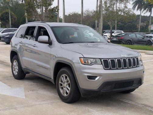 2019 Jeep Grand Cherokee Laredo
