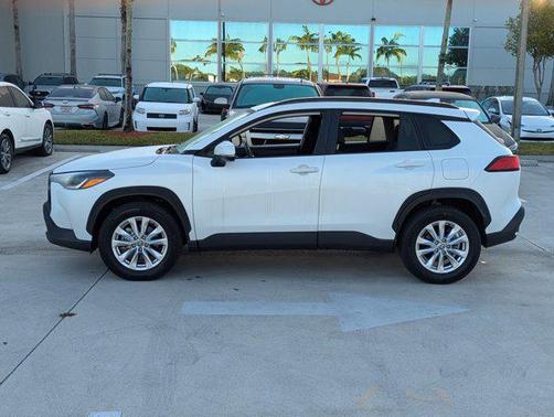 2023 Toyota Corolla Cross LE