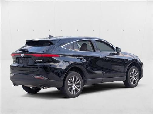 2022 Toyota Venza LE
