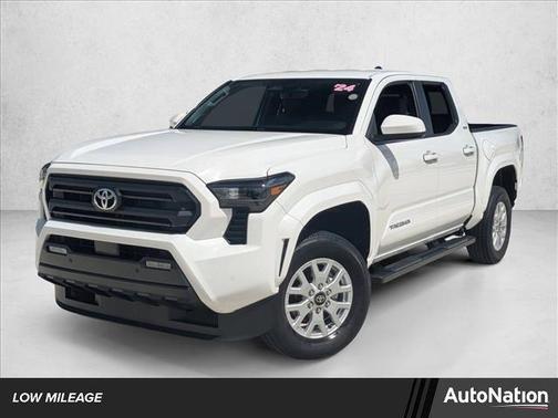 Ice Cap 2024 Toyota Tacoma SR5