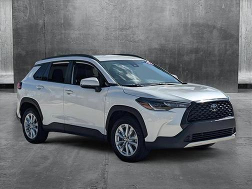 2022 Toyota Corolla Cross LE