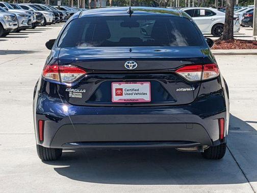 2022 Toyota Corolla Hybrid LE