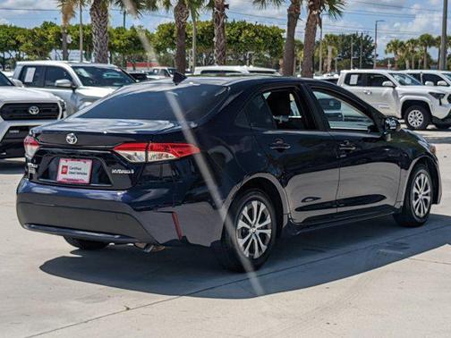 2022 Toyota Corolla Hybrid LE