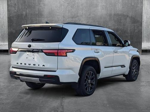 2024 Toyota Sequoia Platinum