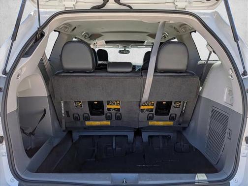 2014 Toyota Sienna SE