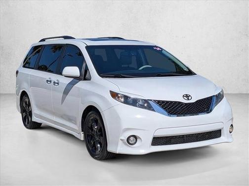 2014 Toyota Sienna SE