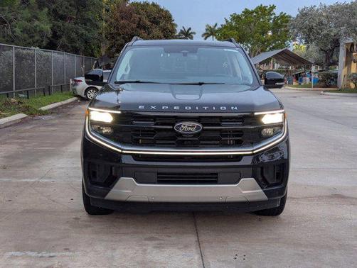 Agate Black Metallic 2026 Ford Expedition Max Platinum